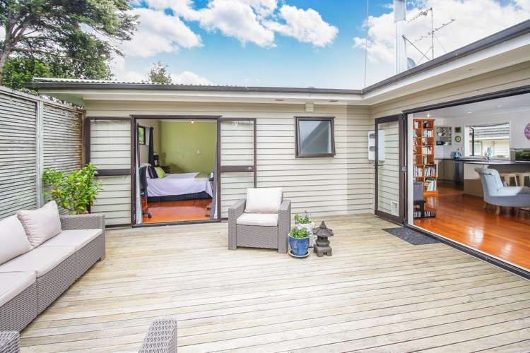 92 Woodlands Park Road Titirangi_6