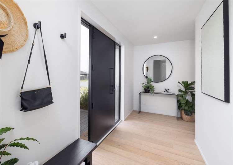 85 Oaks Drive Lincoln_16