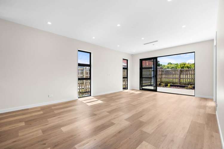 22 Furlough Road Opaheke_7