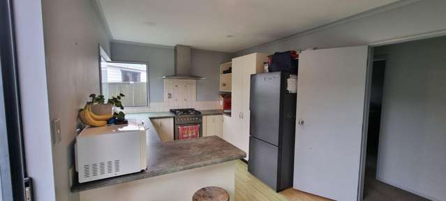 53B Jonathon Street Brookfield_2