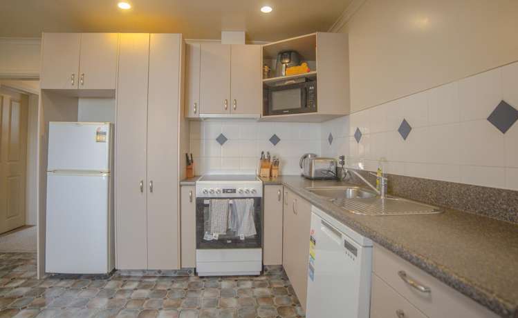 157, 159 and 161 Carroll Street Dunedin Central_21