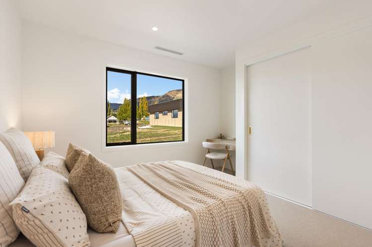 6 Stoneleigh Drive Wanaka_22