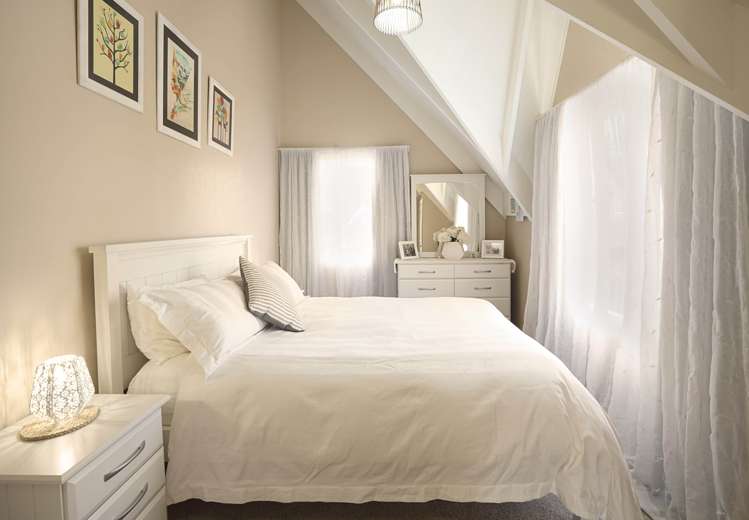 11 Byron Place Stoke_11