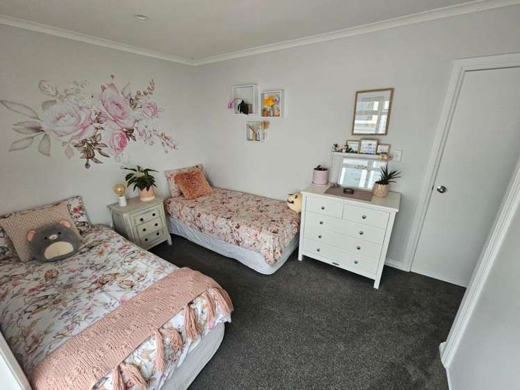 1 Hoskins Avenue Hillsborough_9