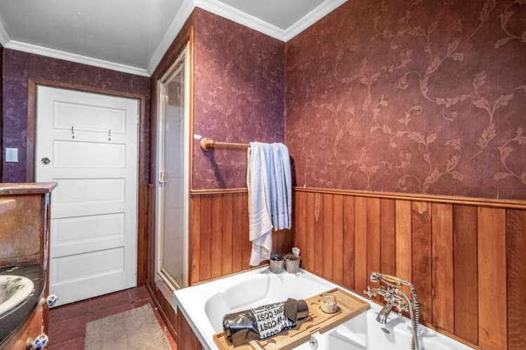 2 Alice Street Gladstone_17