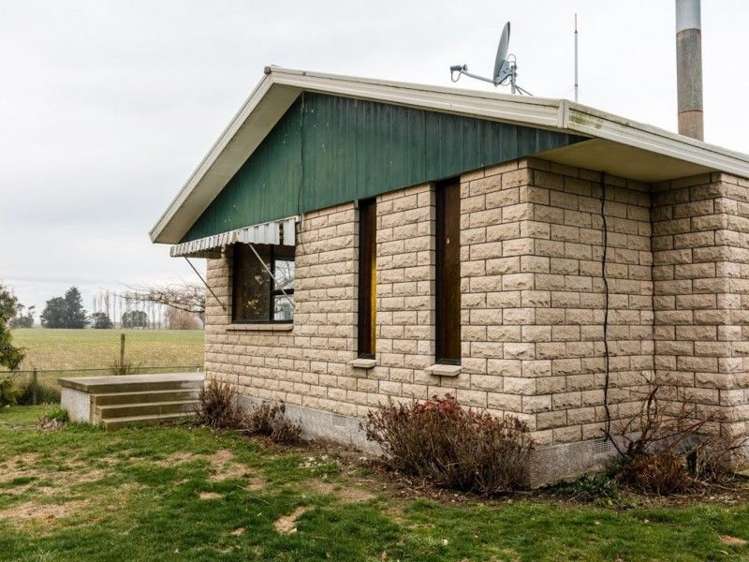 100 Hides Road Seadown_11