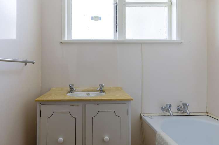 5 Ngaio Place Wairakei_14