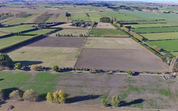 36 Andrews Road Lincoln_11