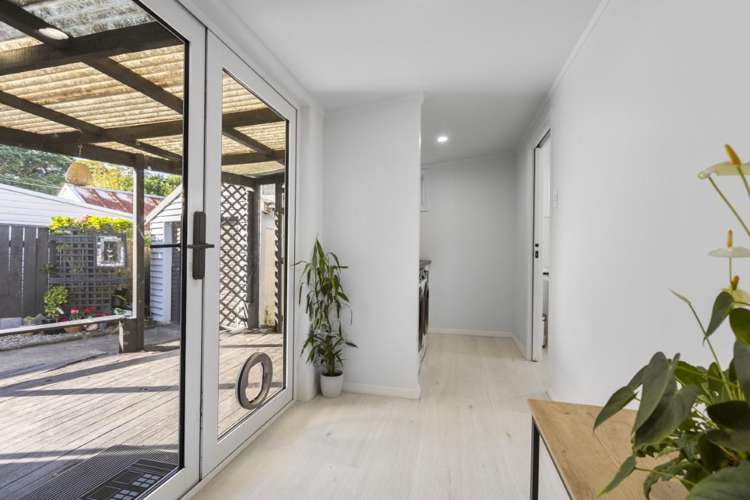 55 Wallace Place Westown_17