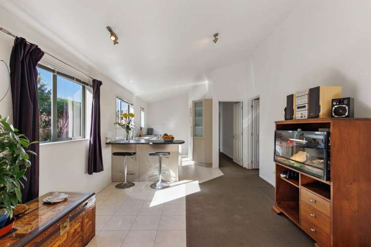 12j Relko Crescent Torbay_22