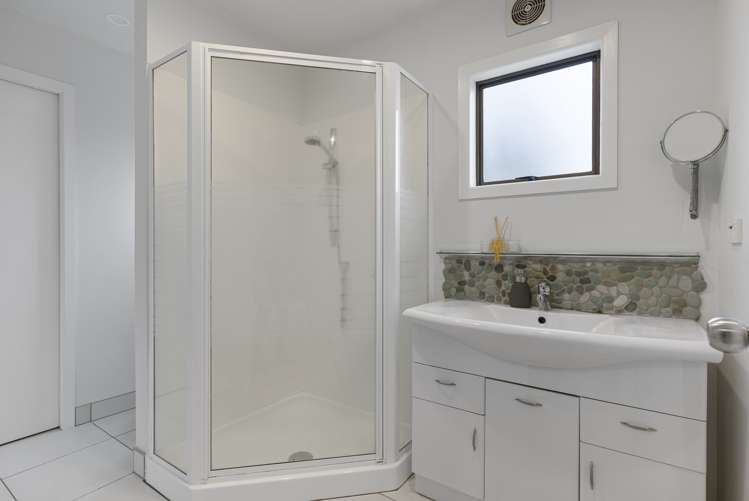 35 Lanigan Street Birkdale_12