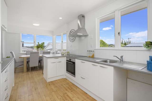 19 Fairclough Road Beach Haven_4