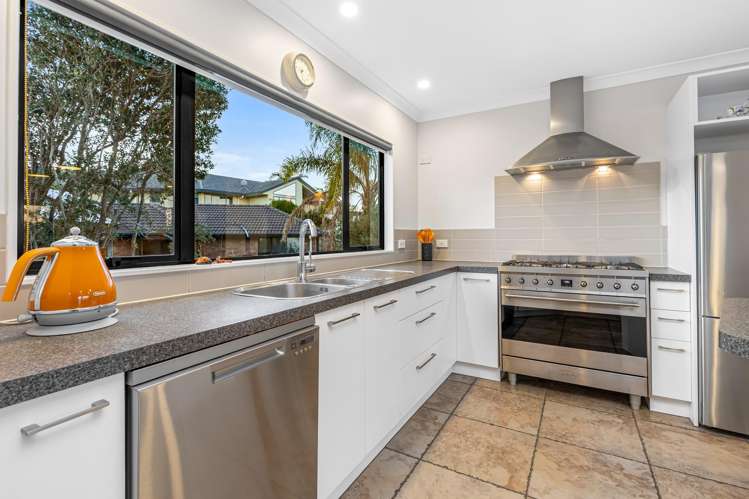 6 Double Bay Place Army Bay_25