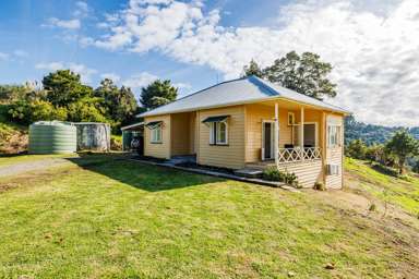 544 West Coast Road_3