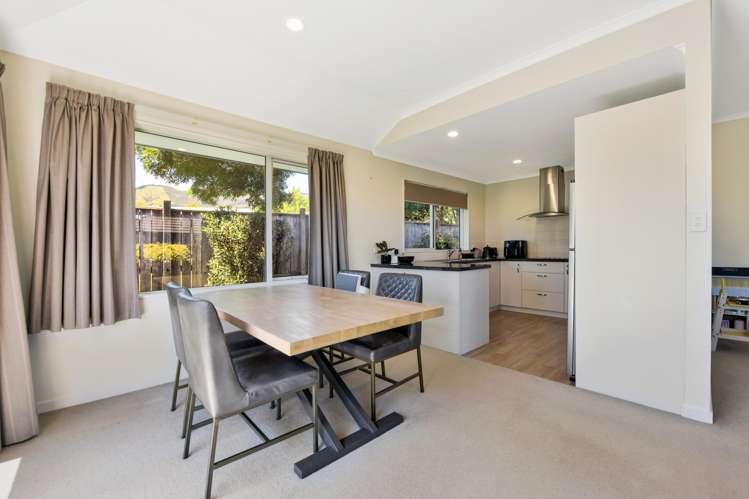 7a Forget-me-not Lane Richmond_8