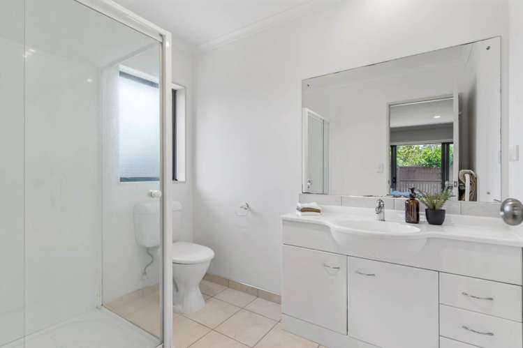 11 Franshell Crescent East Tamaki_15