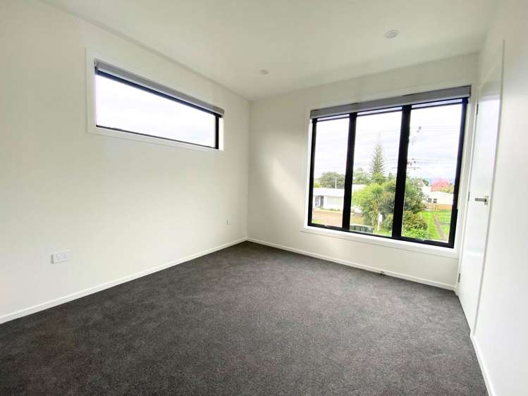 1/63 Taikata Road Te Atatu Peninsula_5