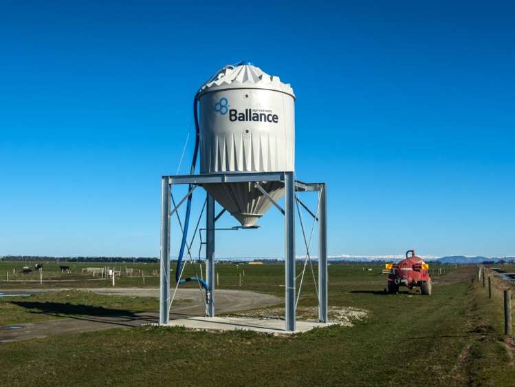 758 Hackthorne Road Mayfield_23