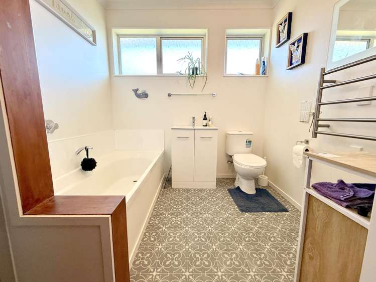 61 Mauchline Street Wallacetown_16
