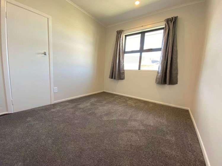 20 Williams Crescent Otara_6