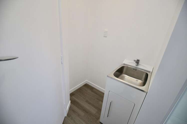 6/53 Albert Street Hamilton East_10