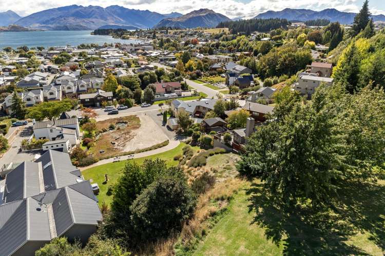 16 Tenby Street Wanaka_1