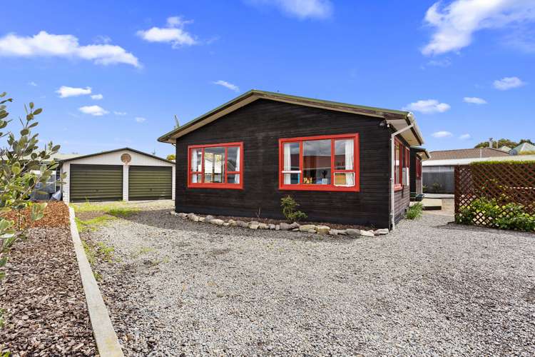 17 Gibbs Drive Woodend_1