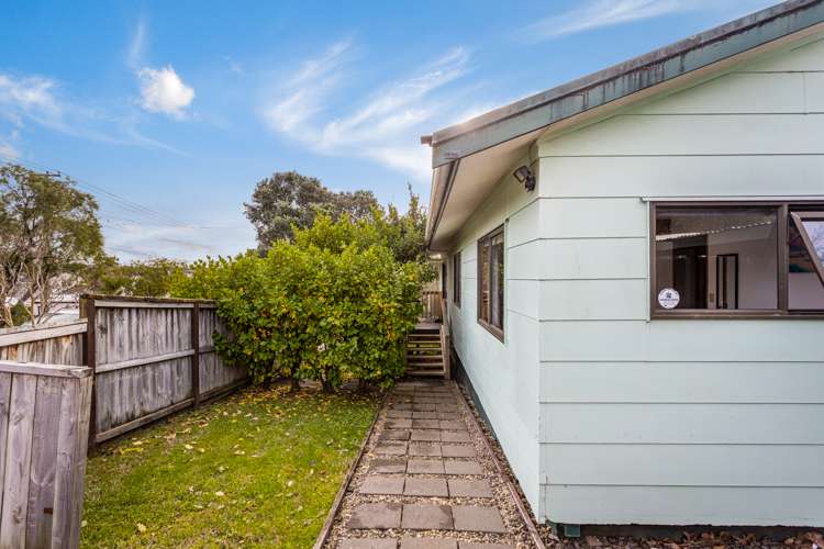 28 Gardner Avenue New Lynn_14