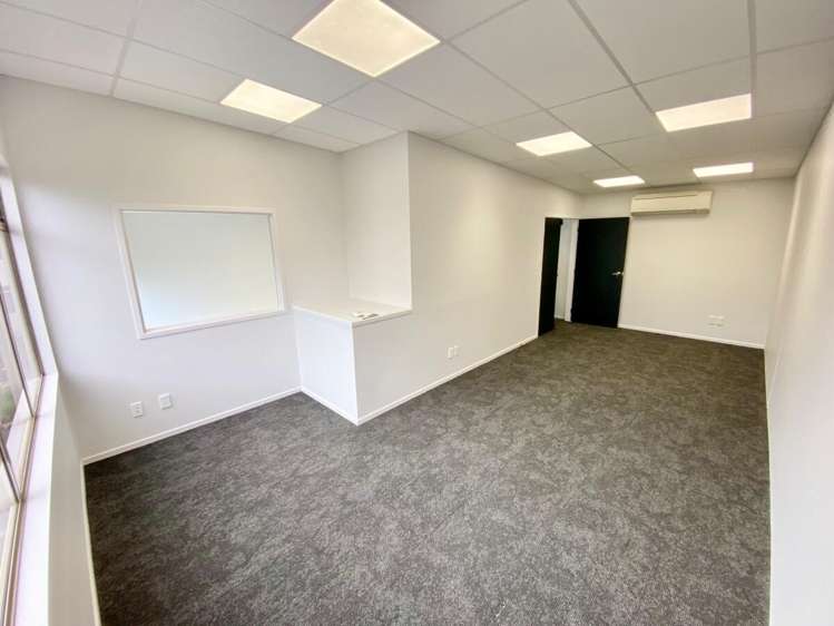 1066L Great South Road Mount Wellington_8