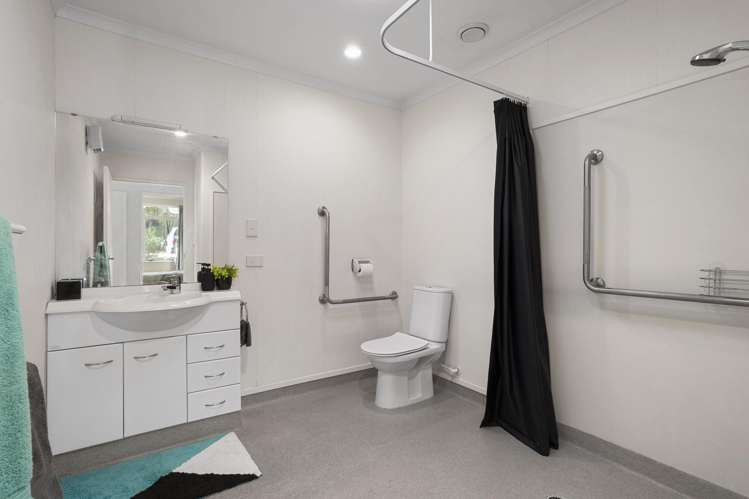 2 Regents Park Place Westgate_11