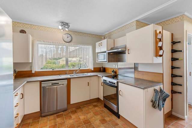 77 Beach Road Waihi Beach_2