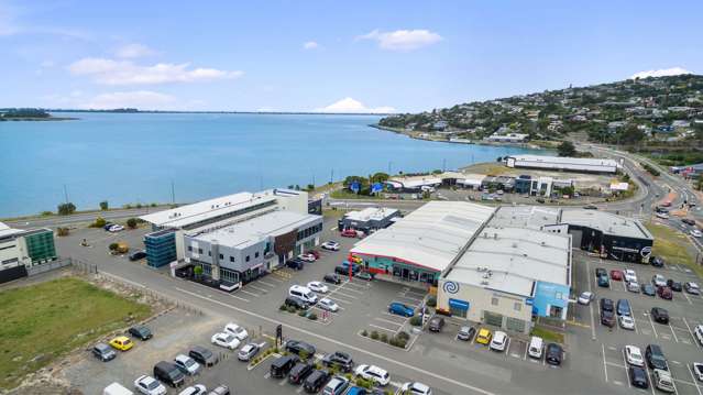 9 Humphreys Drive Ferrymead_1