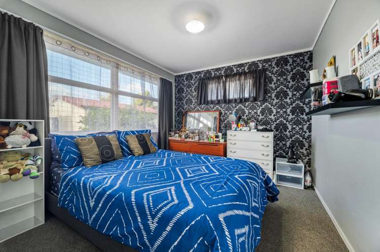 20 Fenruss Street Fairy Springs_10