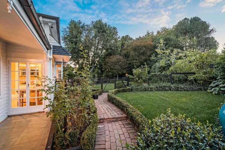 70 Ladies Mile Remuera_15