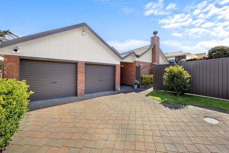 12 St Simon Place Botany Downs_3