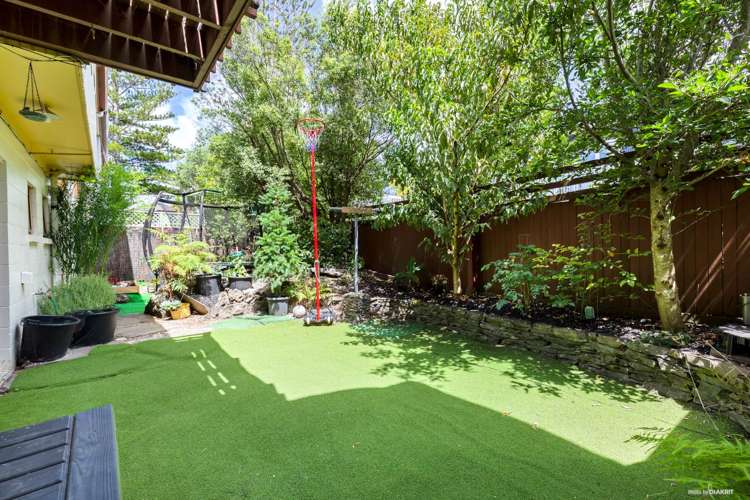 2/27 Rangitoto Terrace Milford_15