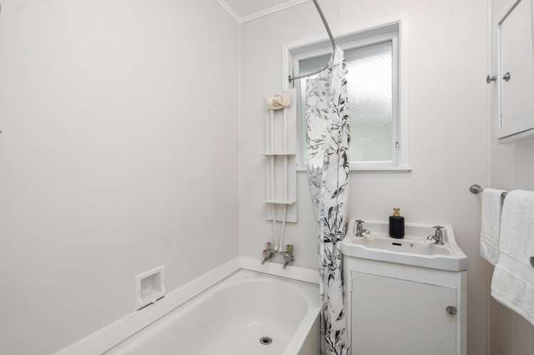 17 Glendale Road Woodhill_8