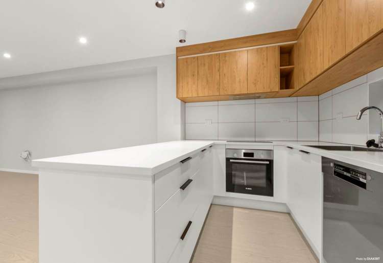 10/17 Parker Avenue New Lynn_9