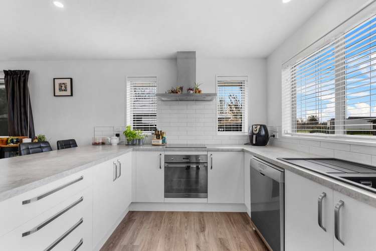 65 Beachvale Drive_4