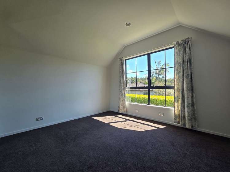 15B La Roche Place Northcote_8