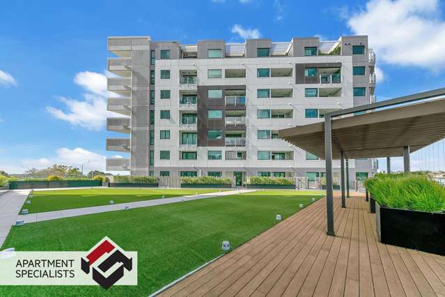 105/6 Waikumete Road Glen Eden_2