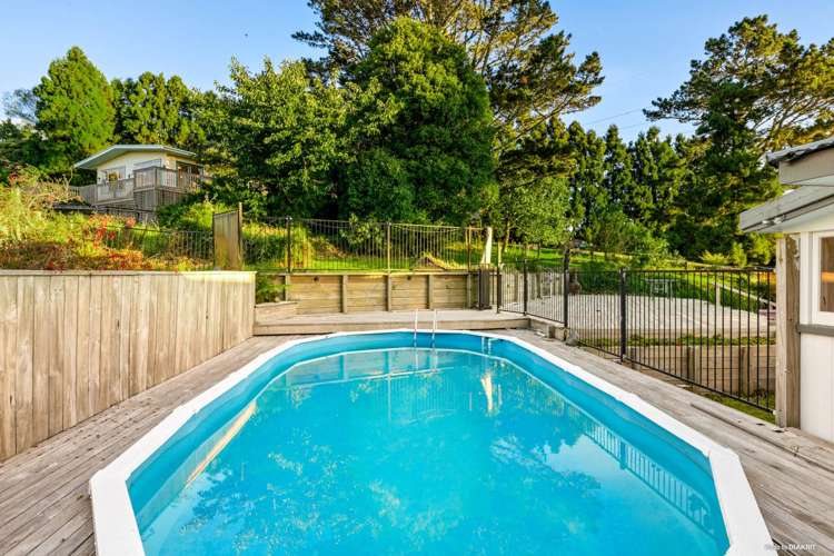 32 Mile Road Bombay_12