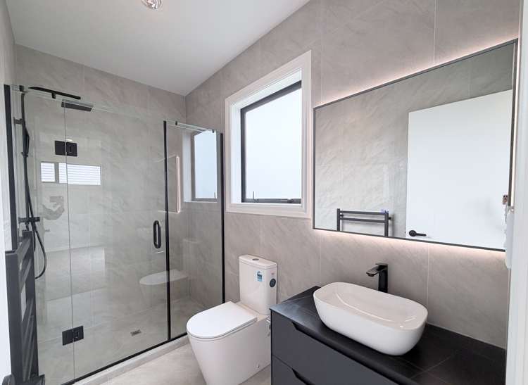 38 Tukutata Crescent Milldale_15