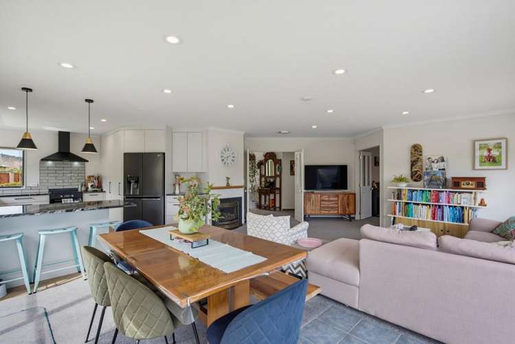 166 Milne Drive_1
