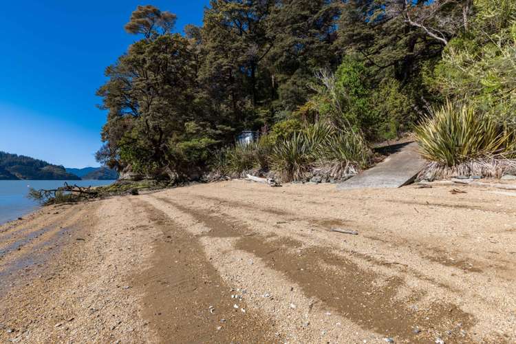 362 Moetapu Bay Road Moetapu Bay_49