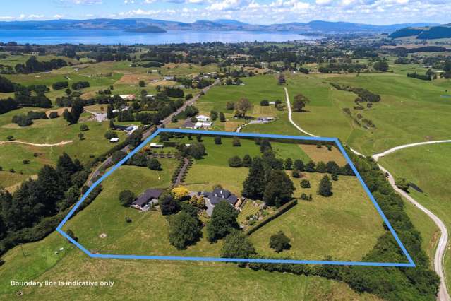 Land, Views and 2 Homes! Vendors want it sold!