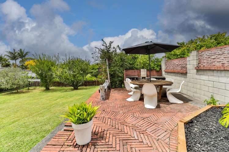 63 Tiroroa Avenue Te Atatu South_9