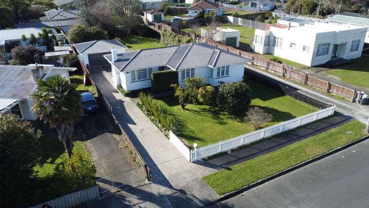 7 Roosevelt Street Levin_14