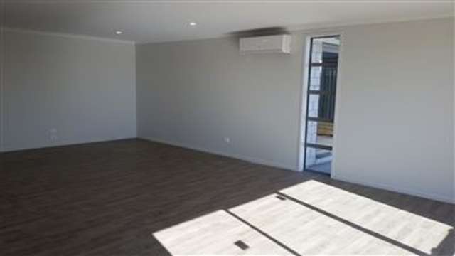 5 Blacklock Road Pyes Pa_2