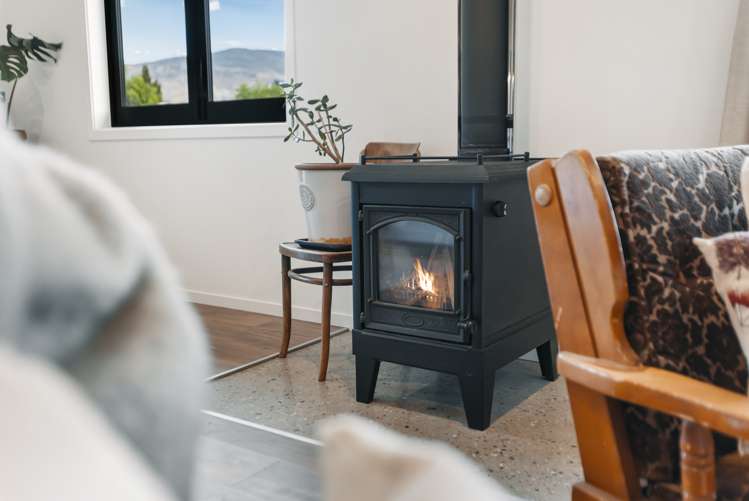 69 Wallis Drive Cromwell_7